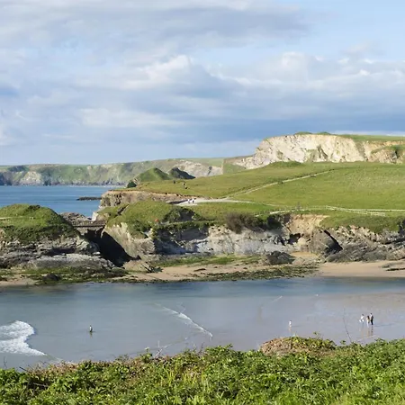 4 Glendorgal Sands, Newquay Holiday home