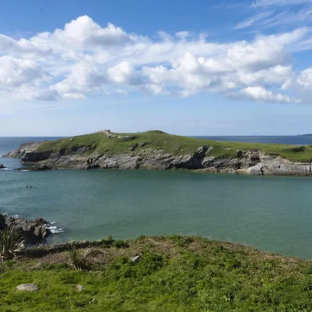 Holiday home 4 Glendorgal Sands, Newquay
