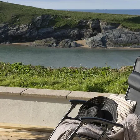 Holiday home 4 Glendorgal Sands, Newquay *